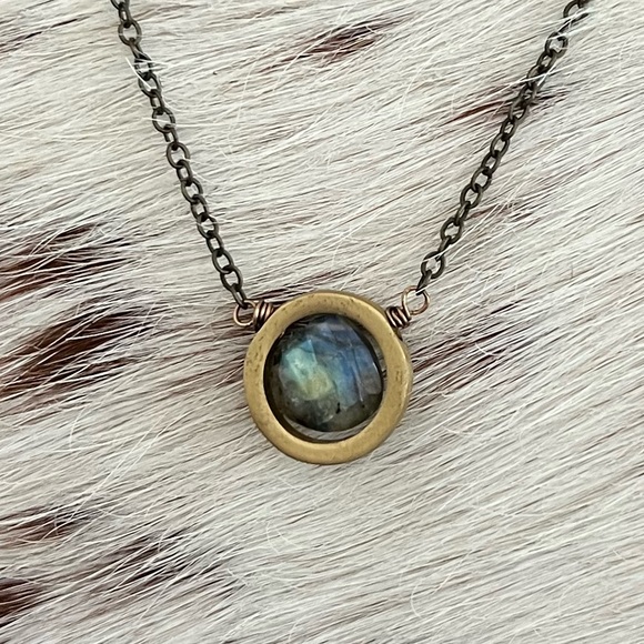 Handmade Genuine Labradorite Circle Bezel Pendant – Brass Necklace 18–20” USA - Picture 2 of 11